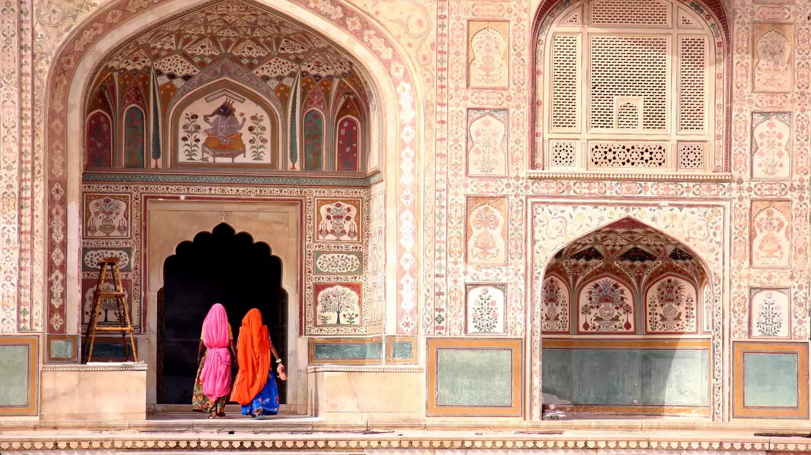 Inspiring India – Red Hot Offer